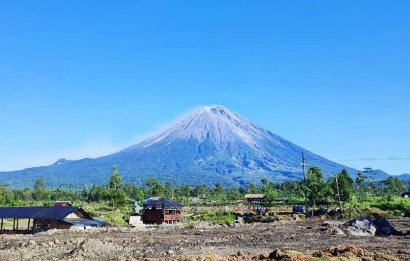 pasca-erupsi-gunung-semeru-naik-level-awas-dan-penetapan-status-tanggap-darurat-7-hari